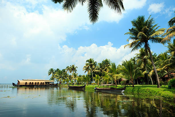 JTCK05-1 - Kerala 5 Night (02 Night Munnar–1 Night Thekkady–2 Night Kovalam)