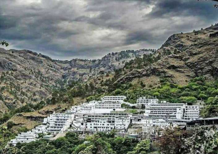 BFHV14 - HIMACHAL WITH VAISHNODEVI