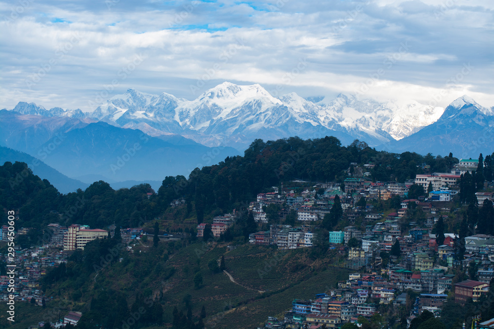  - Gangtok 03Night,Lachung 01Night,Darjeeling 03Night